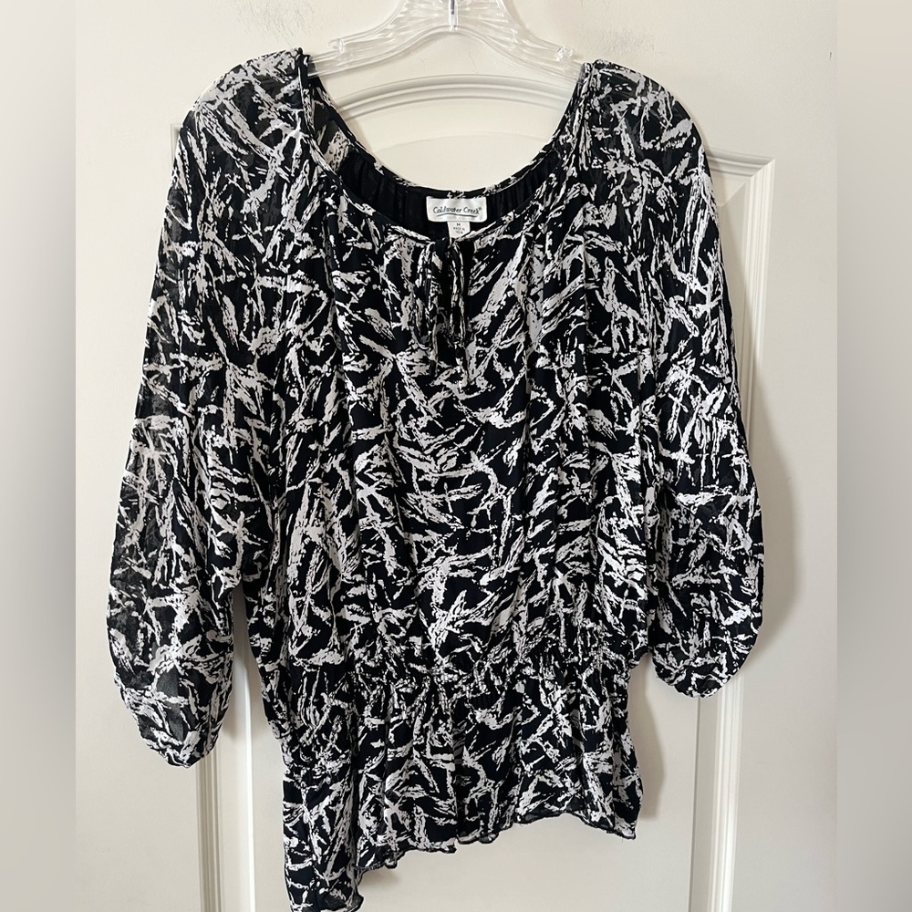 Coldwater Creek Black and White Abstract Rayon Blouse Women’s Size Medium